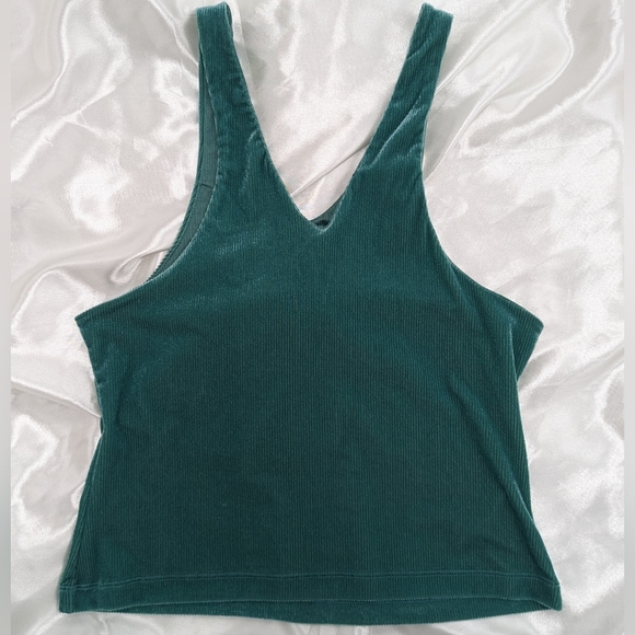 Urban Outfitters Women's US Large SeaGreen Soft Ribbed Pull Over Halter Crop Top - Picture 2 of 13